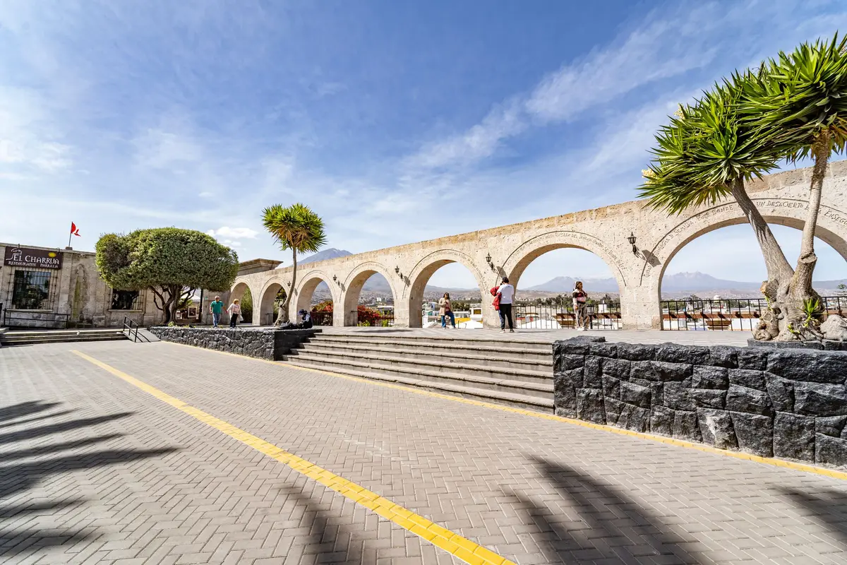 Arcos de sillar del Mirador de Yanahuara, en Arequipa